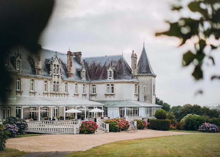 Chateau De Kervoazec - Chambres D'Hotes