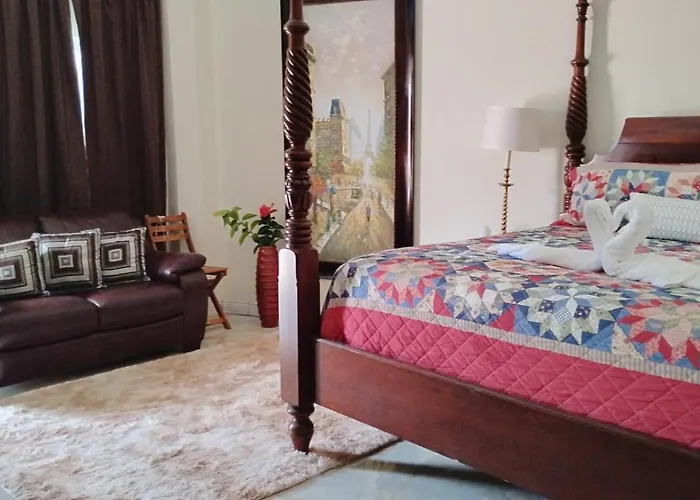Boutique B&B At Stone Village