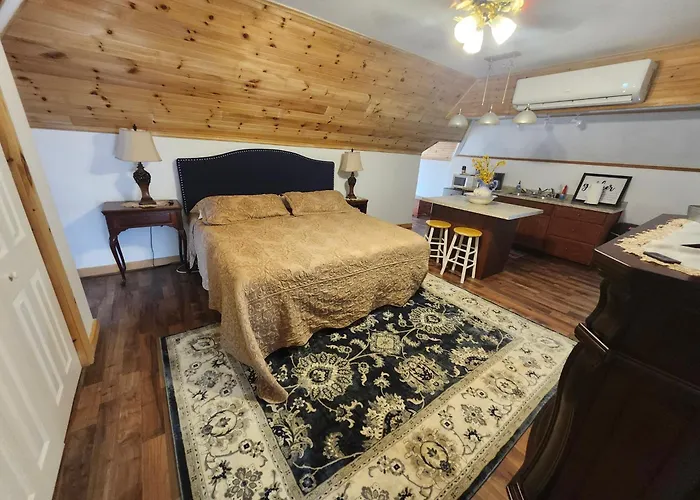 The White Birch Inn
