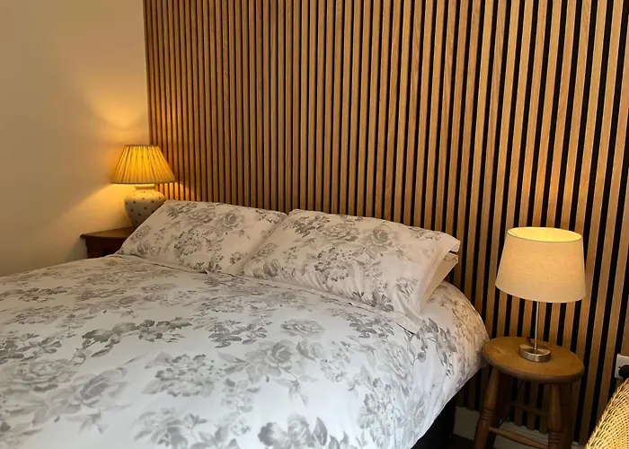 Mays Cottage Bed And Breakfast