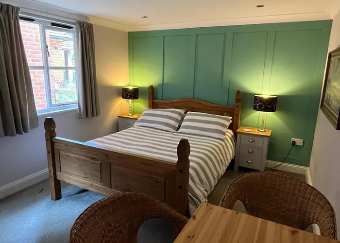 Mays Cottage Bed And Breakfast