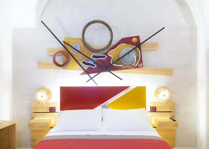T Rooms