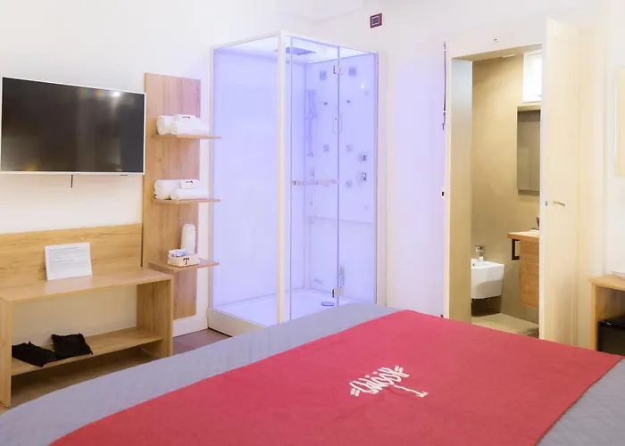 T Rooms