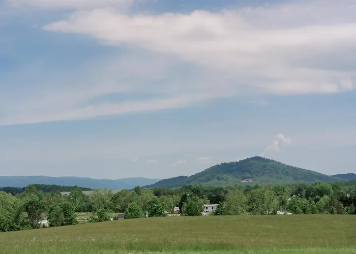 Lynchburg Bed & Breakfasts 
