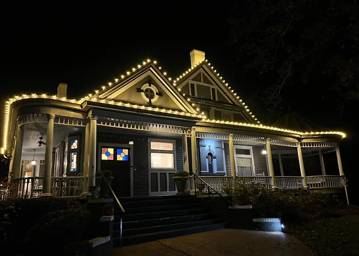 Peachtree City Bed & Breakfasts 