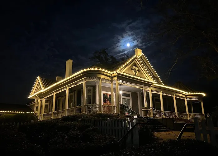Fayetteville Bed & Breakfasts 