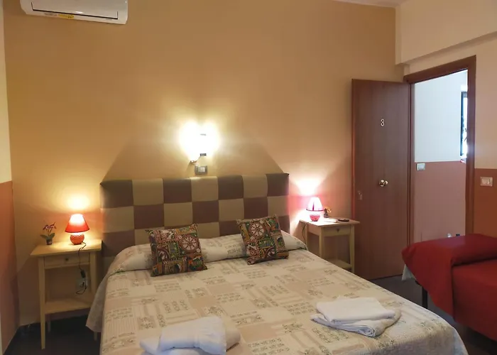 Bed & Breakfast Hostel H24