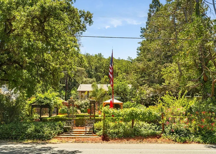 Foothill House