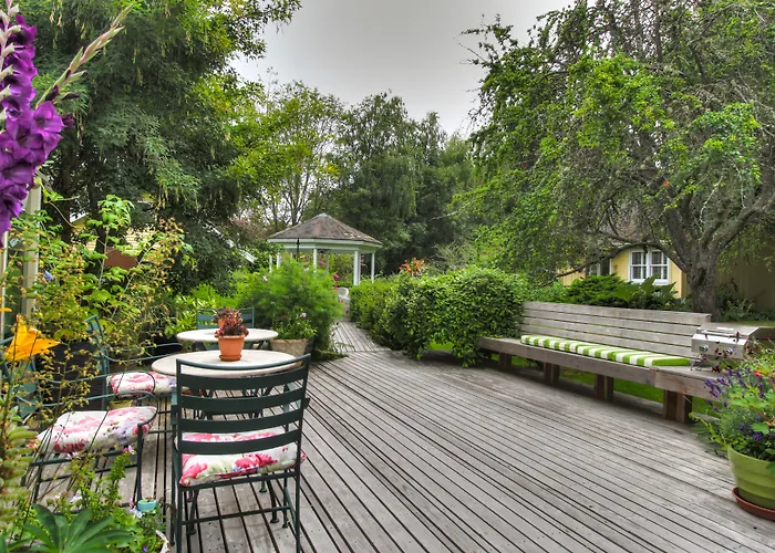Country Cottage Of Langley