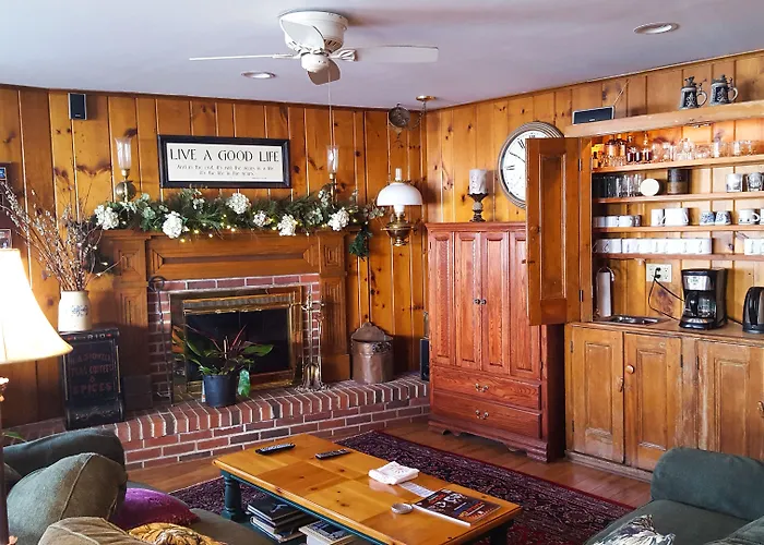 Cooperstown Bed & Breakfasts 