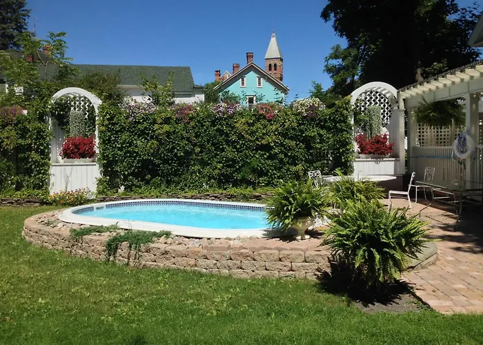Cobleskill Bed & Breakfasts 