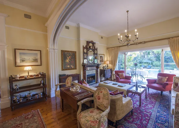 Hacklewood Hill Country House