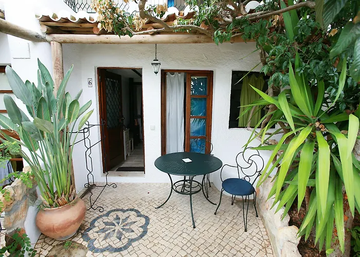 Uma Casa A Beira Sol