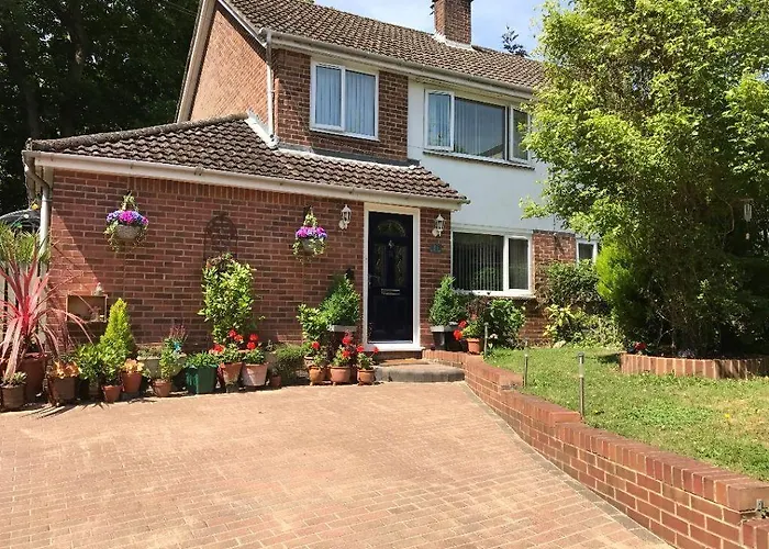 31 Queens Road