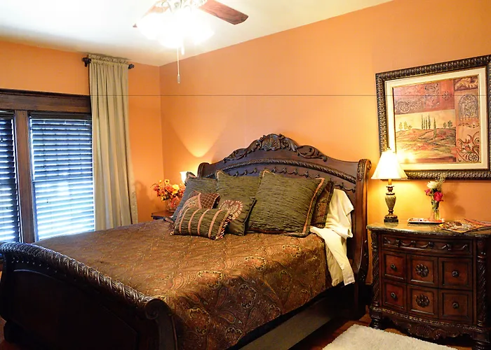 Iron Horse Inn