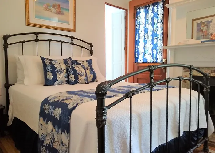 Surf Song Bed & Breakfast