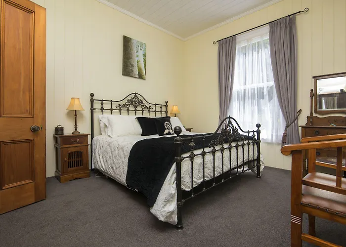 Sennen House Boutique Accommodation