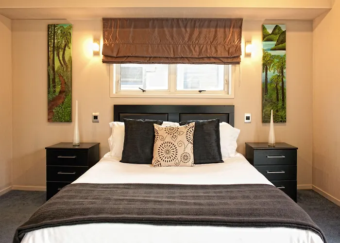 B&B@The Redwoods