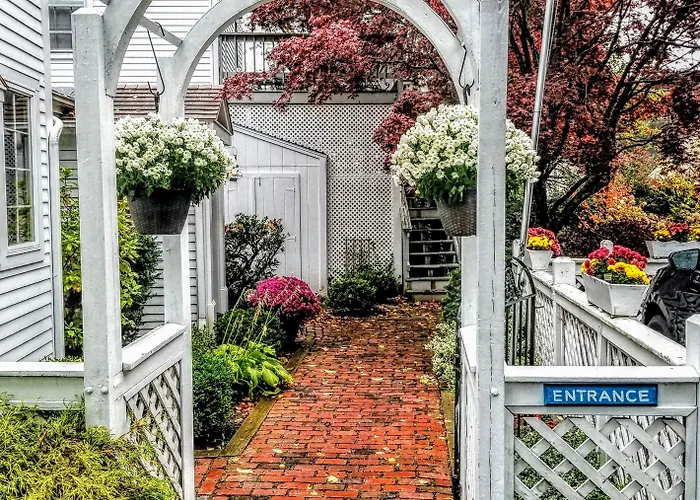 Kittery Bed & Breakfasts 
