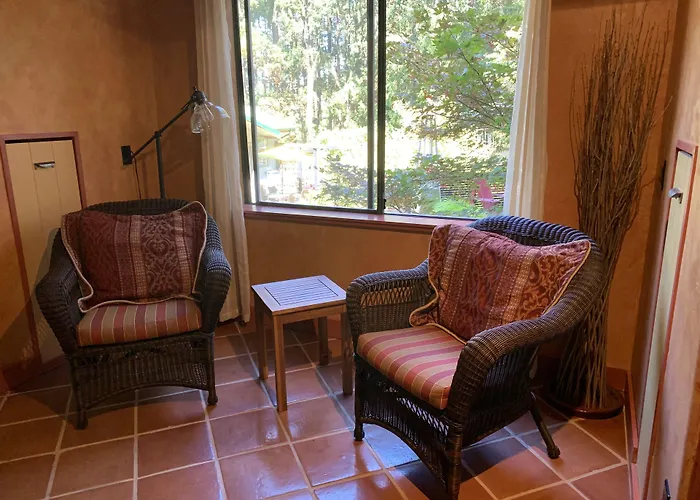 Salt Spring Carriage House B&B