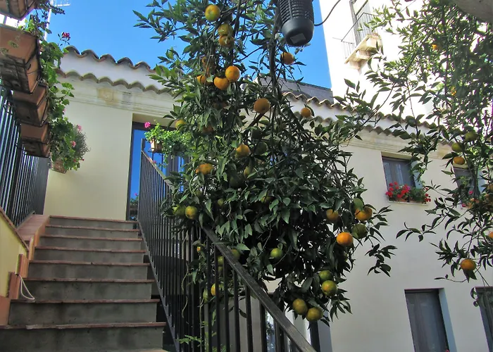 B&B - ComeinSicily CortedeiLimoni - Charming&Relaxing Luxury