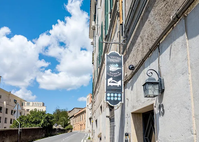 Vecchio Treno Guest House