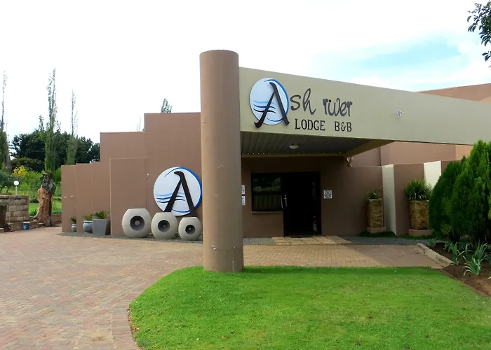 Ash River Lodge