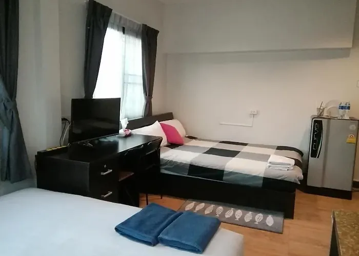 The Cube Sathorn Boutique Hotel: Modern Stay Near BTS Surasak