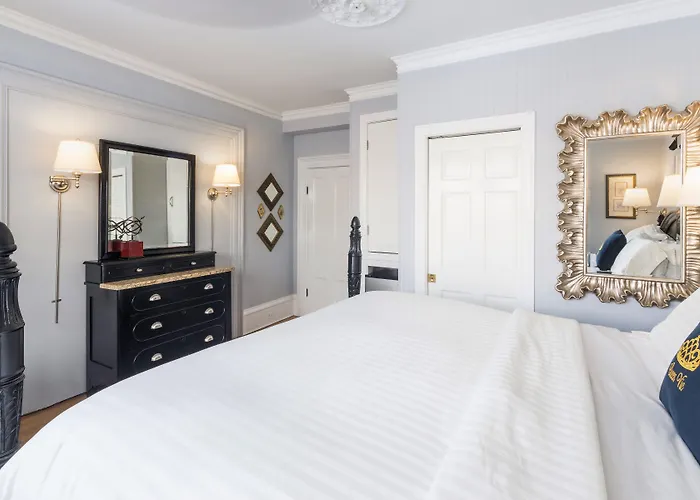 Rockport Bed & Breakfasts 