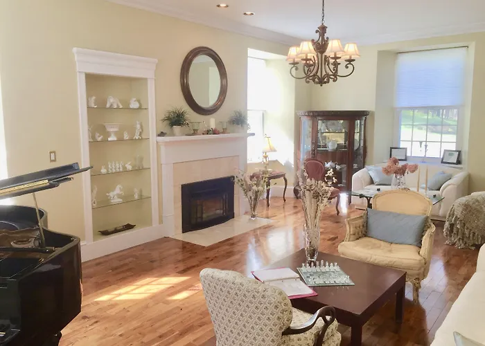 Clyde Hall Bed And Breakfast