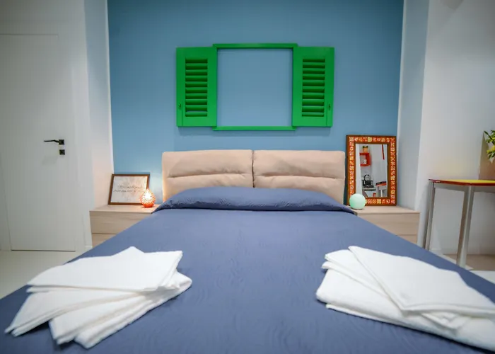Maree Seafront B&B - Sea View King Room
