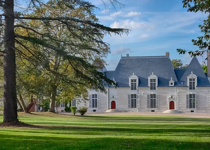 Chateau Des Grotteaux Pres Chambord