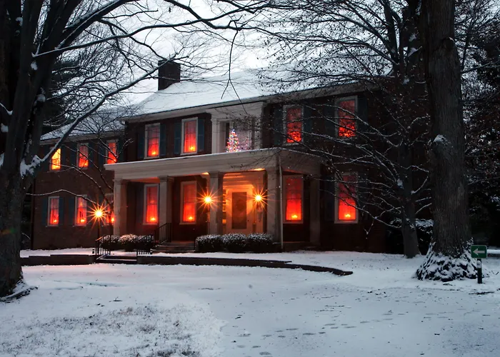 Versailles Bed & Breakfasts 