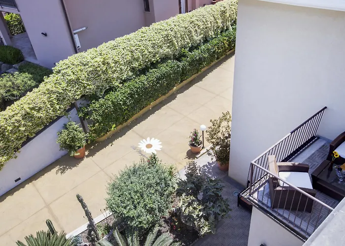 Cefalu Bed & Breakfasts 