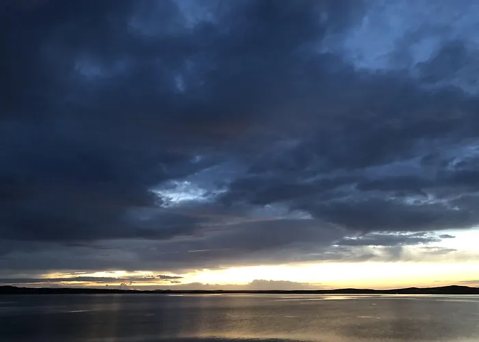 The Bowmore House Bed And Breakfast