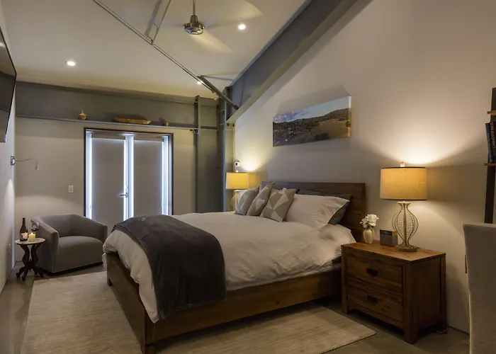Bed And Barrel At Stonehouse Cellars