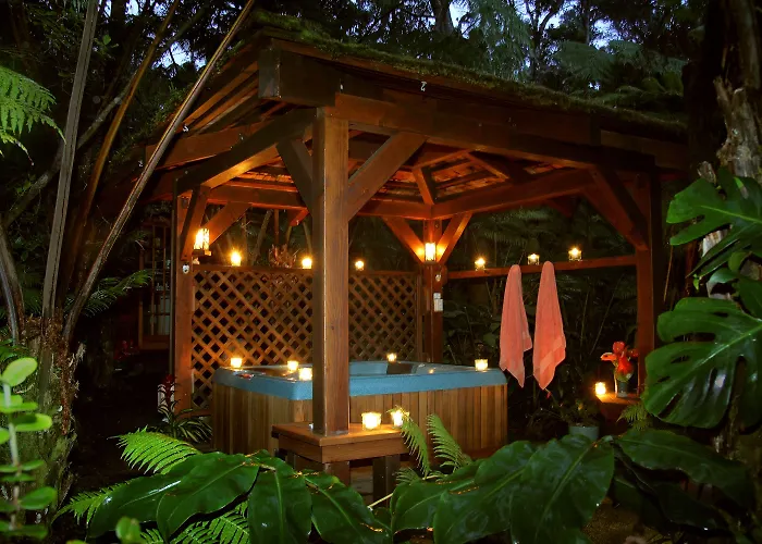 Volcano Rainforest Retreat