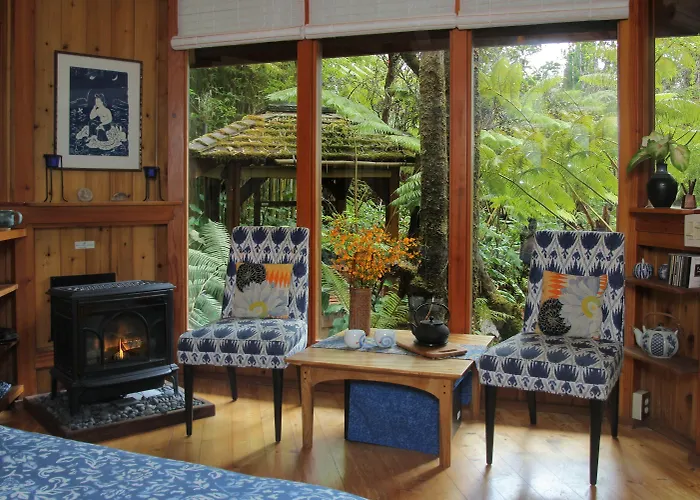 Volcano Rainforest Retreat
