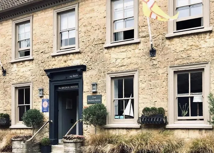 The Bridge House Hotel & Restaurant