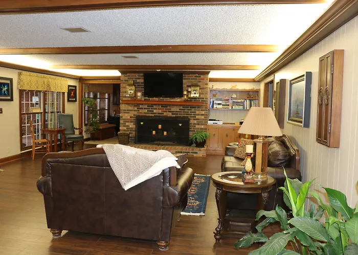 Cedar Grove Inn
