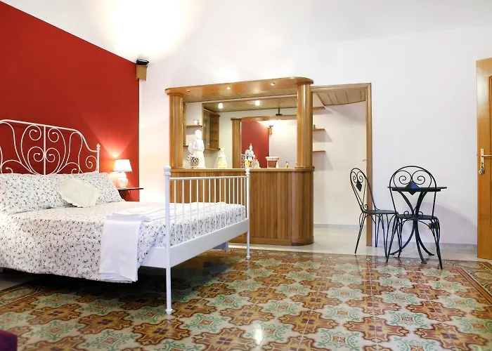 B&B Maia House