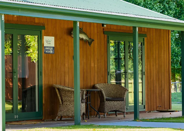 The Jolly Poacher Retreat