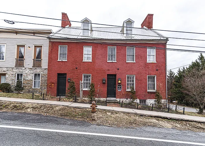 Harpers Ferry Bed & Breakfasts 