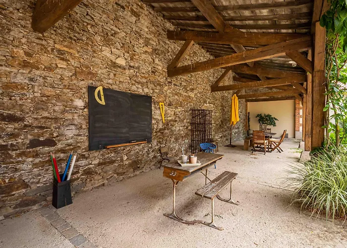 Le Domaine Des Ecoliers B&B