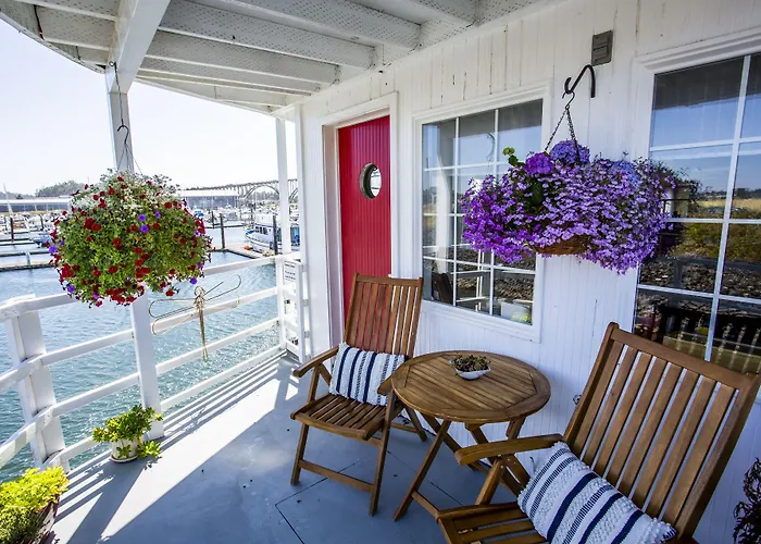 The Newport Belle