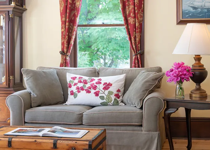 Northfield Bed & Breakfasts 