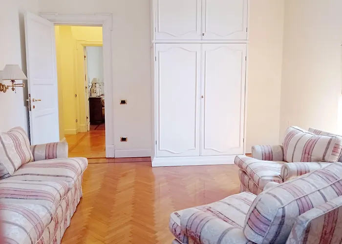 Roman Holidays Boutique Hotel