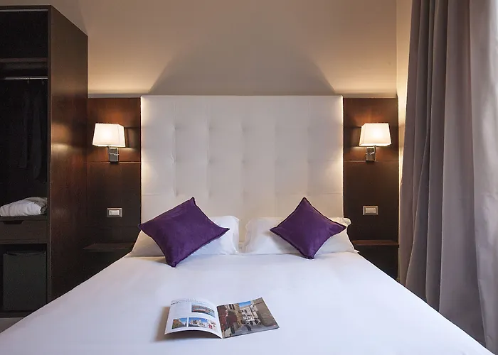 Roman Holidays Boutique Hotel