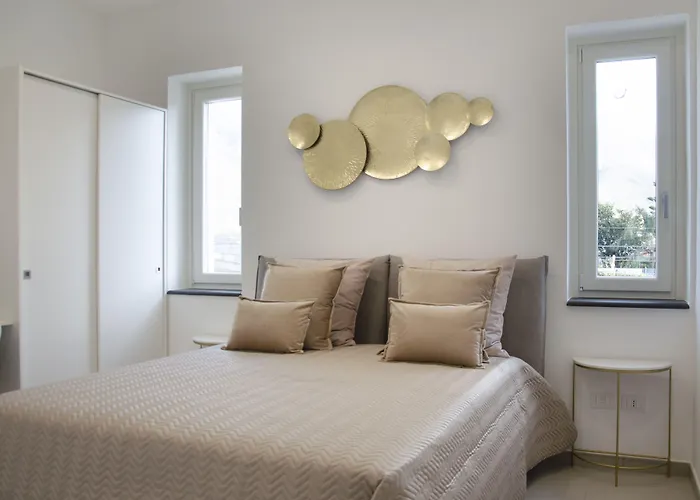 Donna Elena Rooms