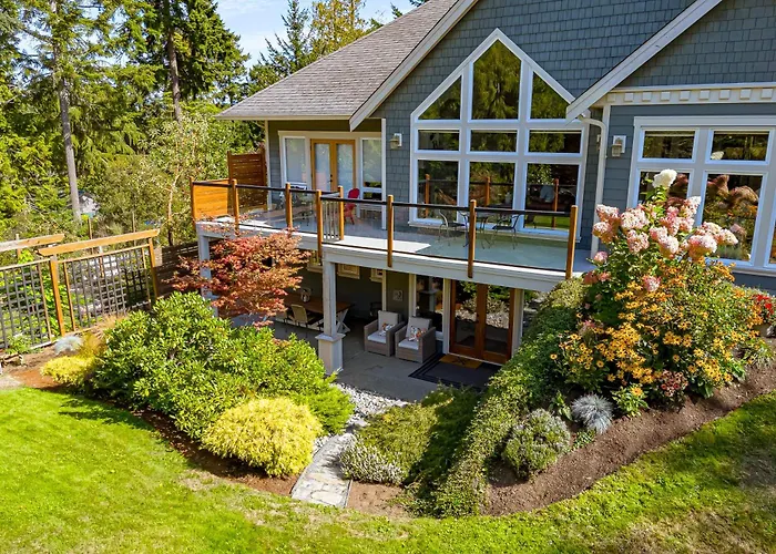 Shawnigan Suite B & B